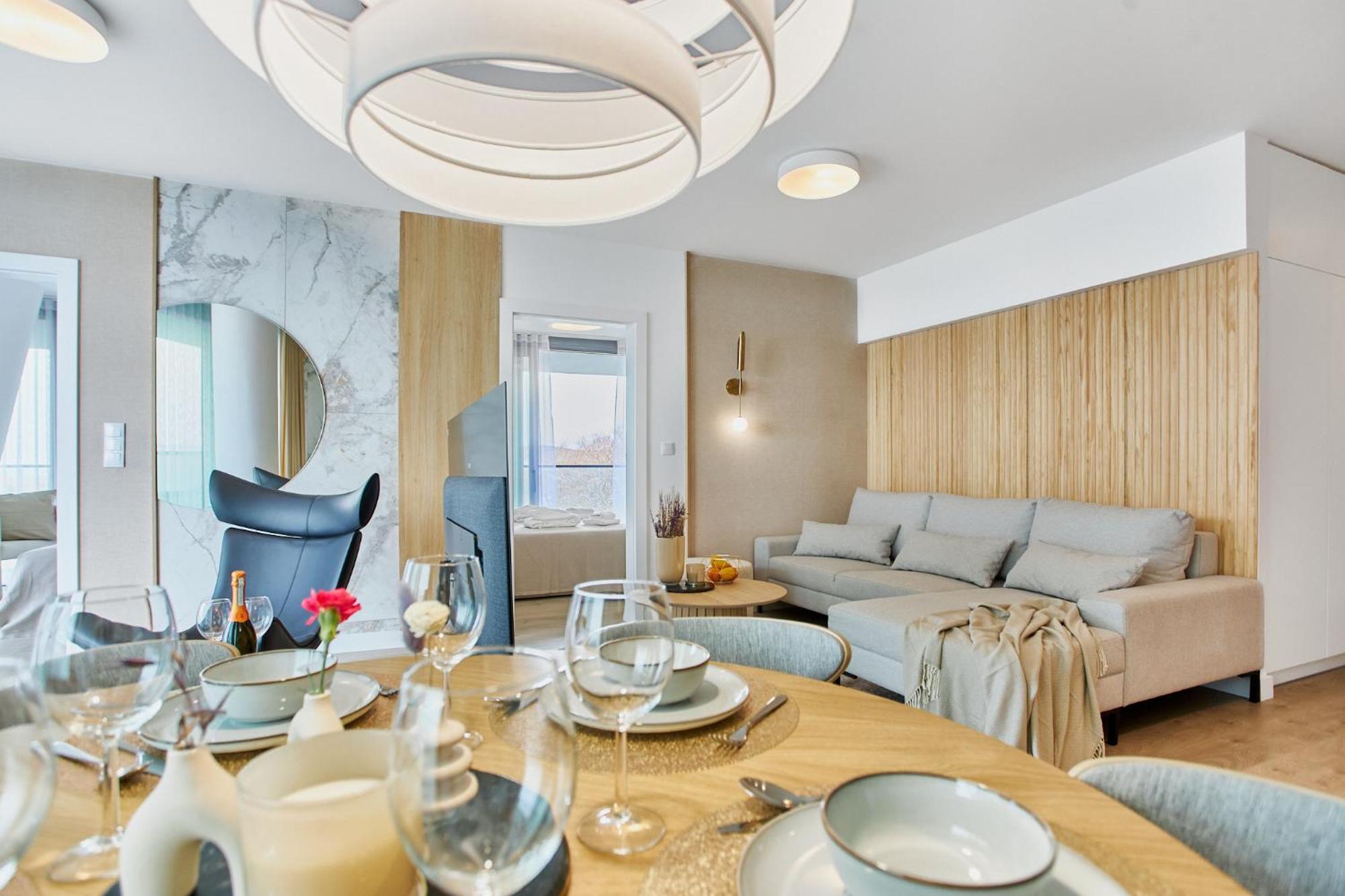 Wave Beachfront Family Apartment Miedzyzdroje Exterior photo